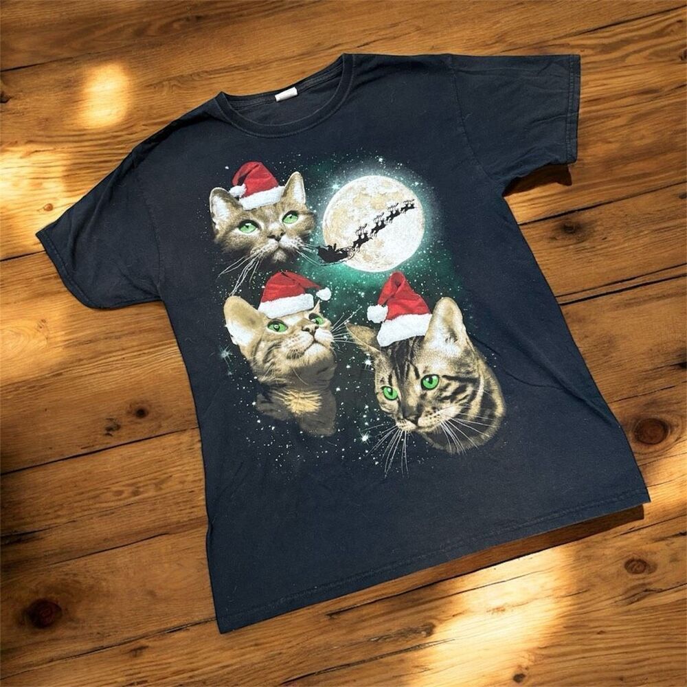 Cats Holiday Christmas Graphic Sleepshirt T Shirt Top Moon Howl Medium